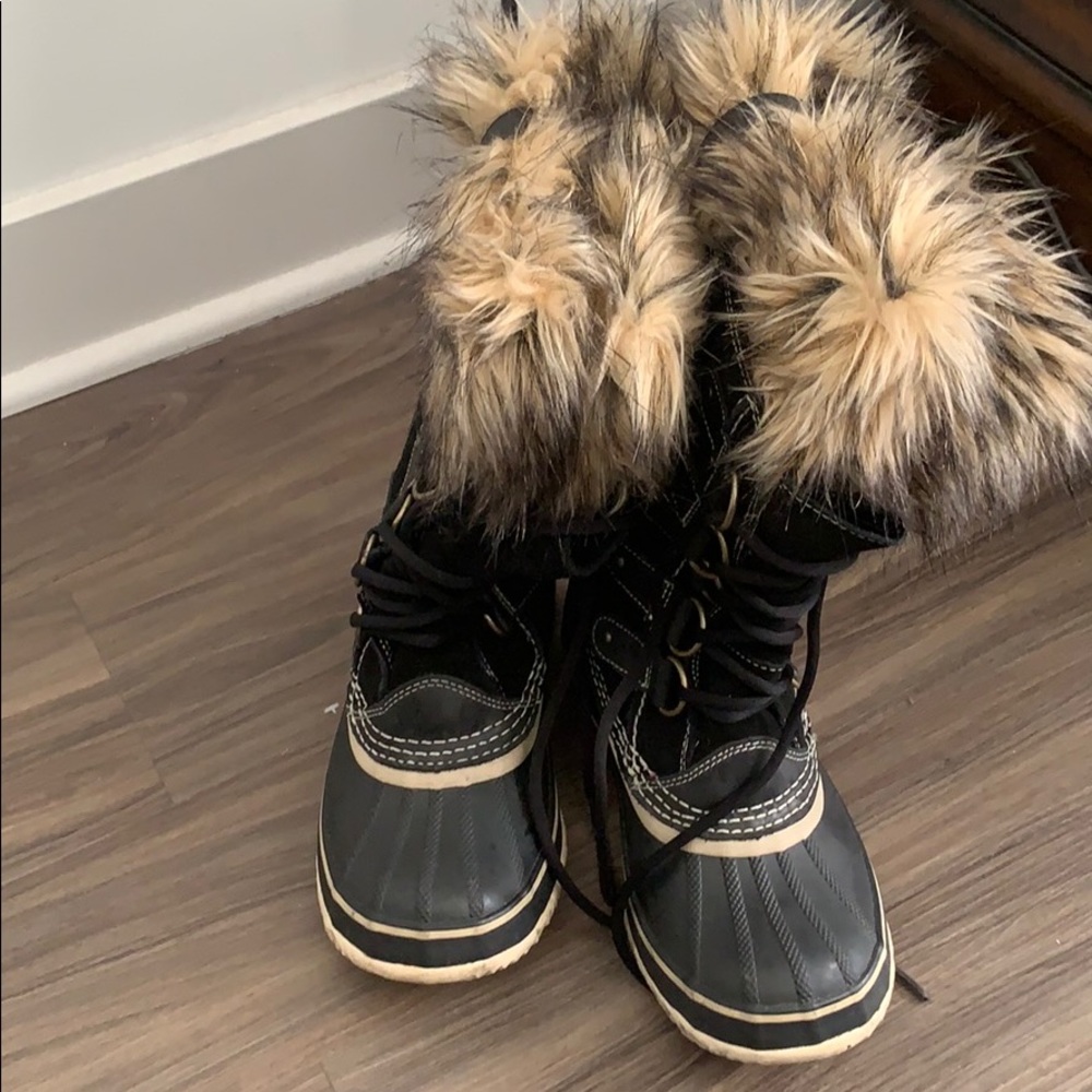 Women’s Sorel winter boots